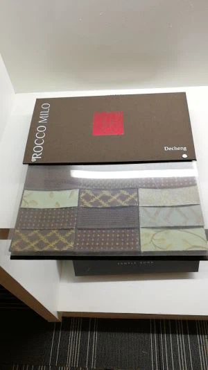 Voorbeeldboek voor brandvertragende gordijnstof